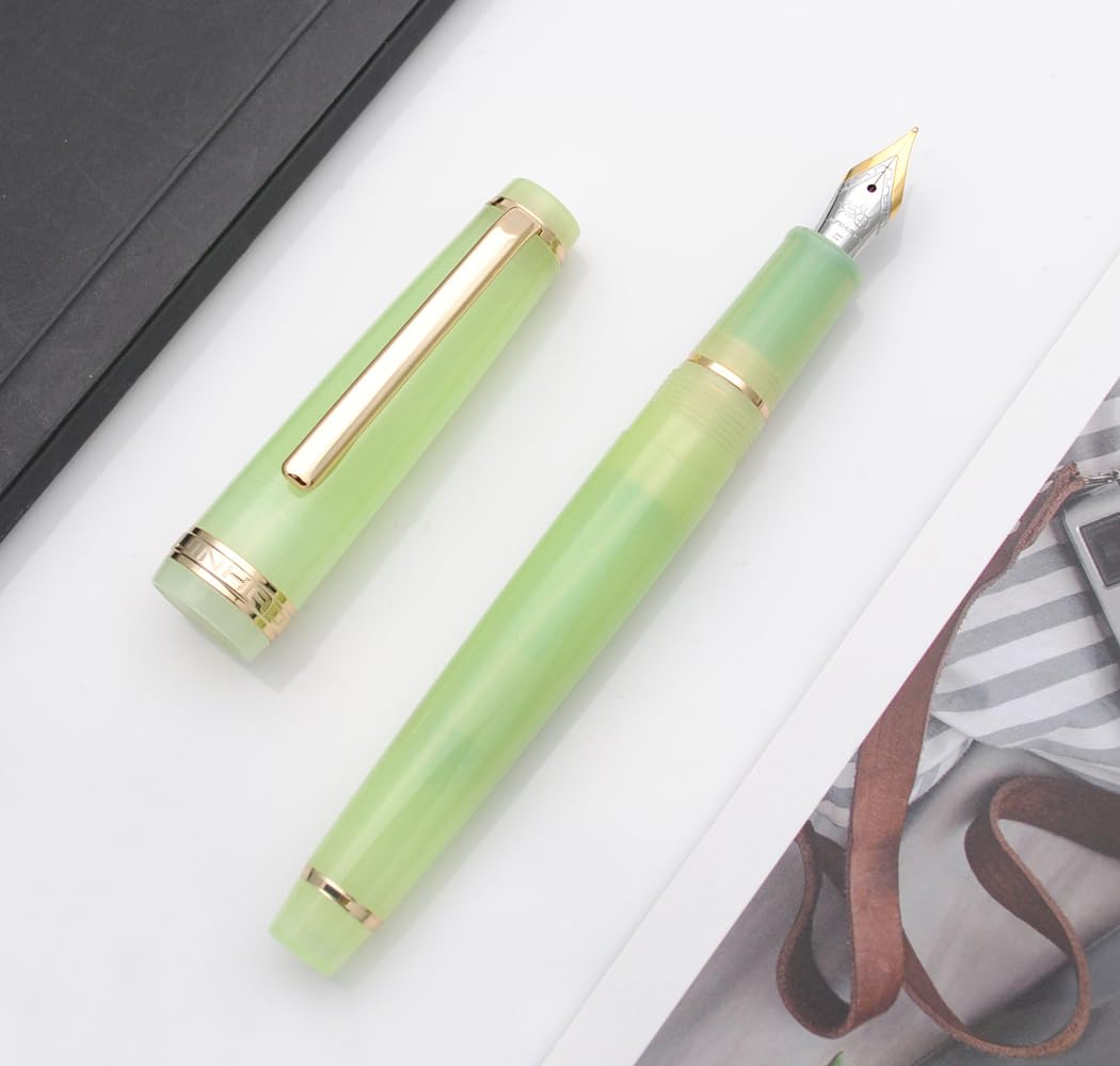 Amazon | JINHAO 82 万年筆 テンダーグリーン 細字ペン先 0.5mm